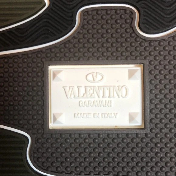 Valentino Rockstud lace up sneakers NWT - Picture 15 of 17